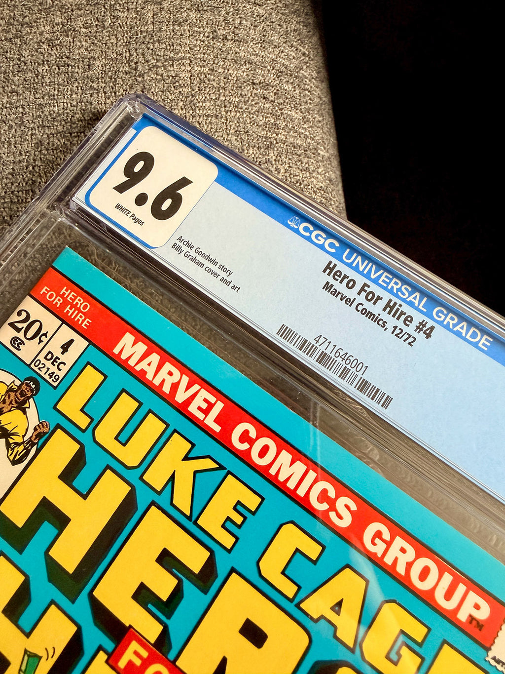 Luke Cage, Hero For Hire #4 - 1972 The Phantom of 42nd Street - CGC 9.6
