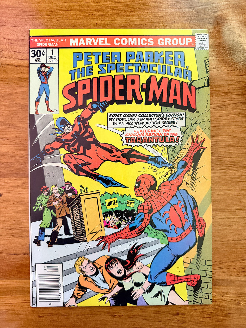 Spectacular Spider-Man #1 - 1976 Premiere Issue Featuring Tarantula - NM-