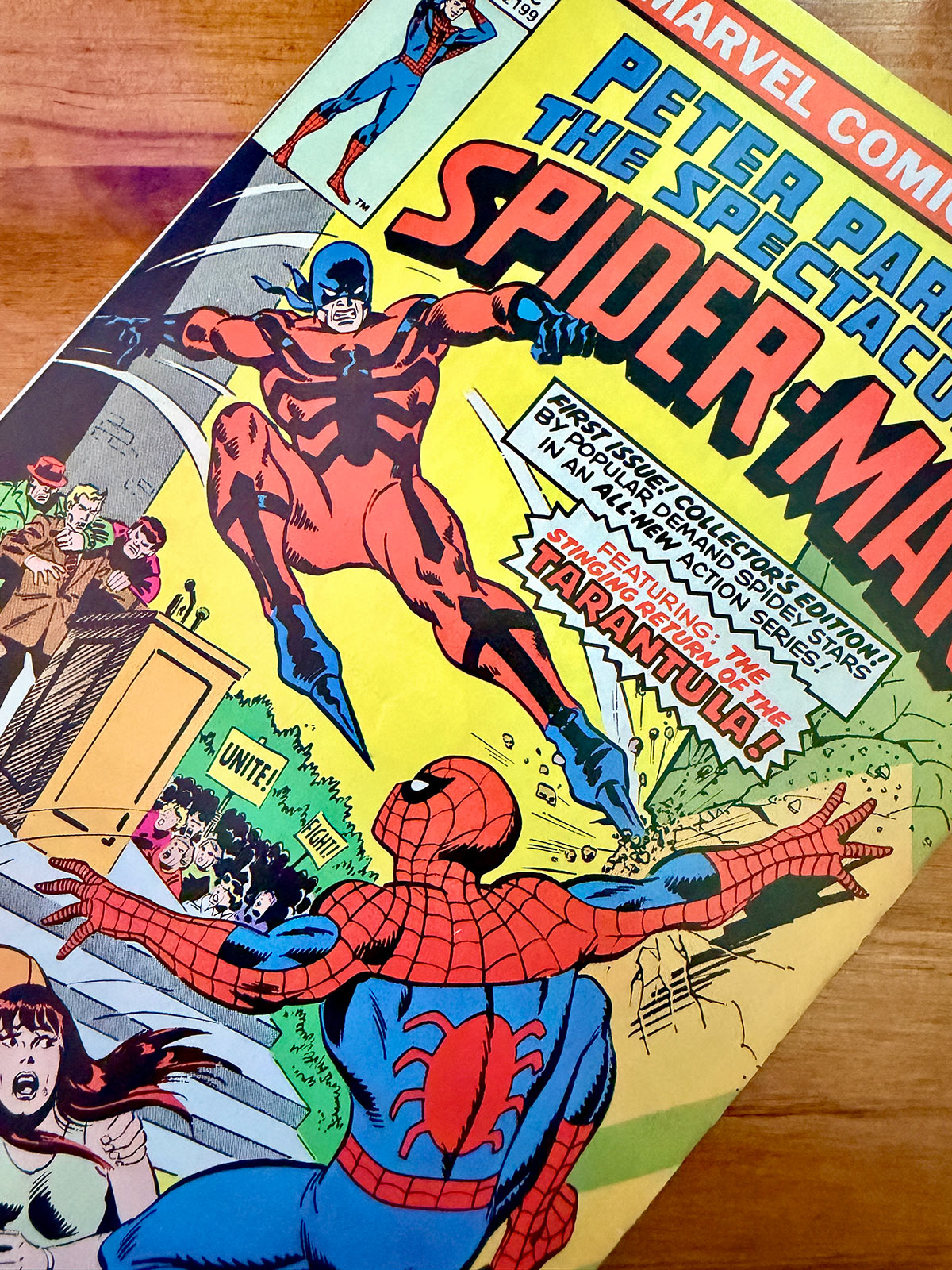Spectacular Spider-Man #1 - 1976 Premiere Issue Featuring Tarantula - NM-