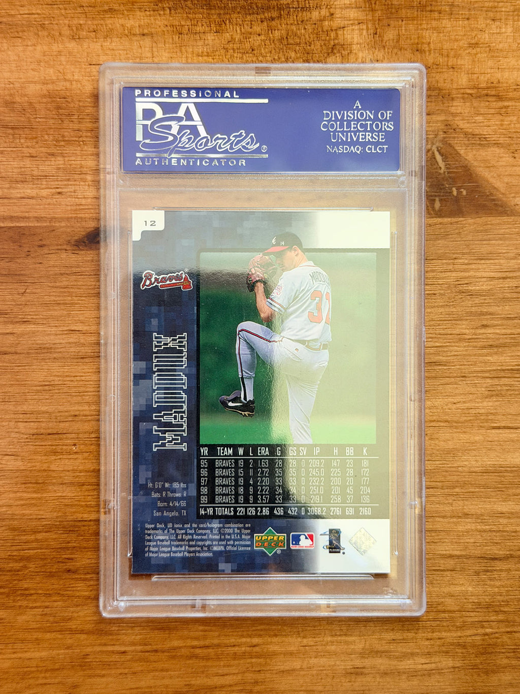 Greg Maddux – 2000 UD Ionix #12 – PSA 10