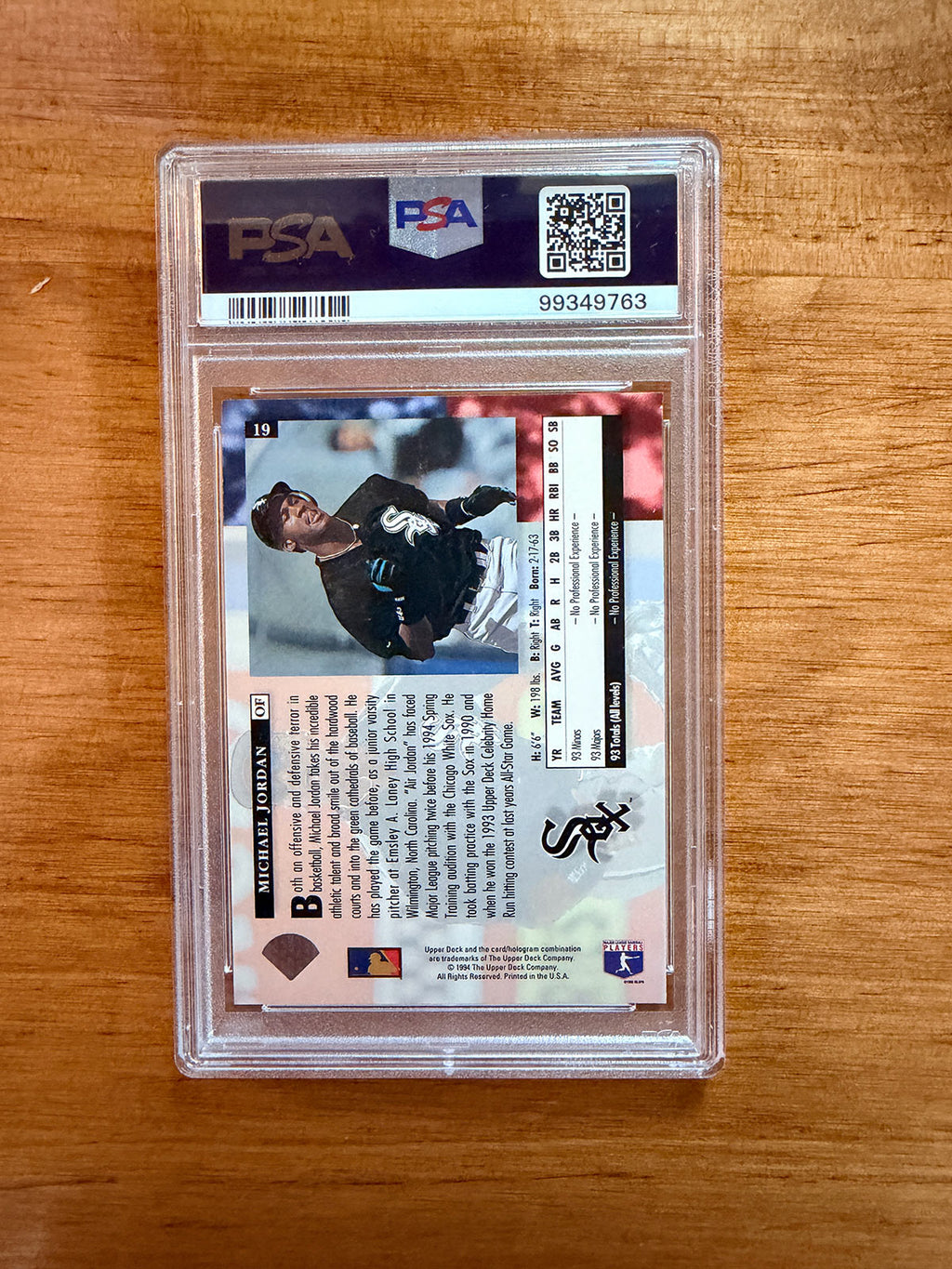 Michael Jordan - 1994 Upper Deck Electric Diamond #19 - PSA 8