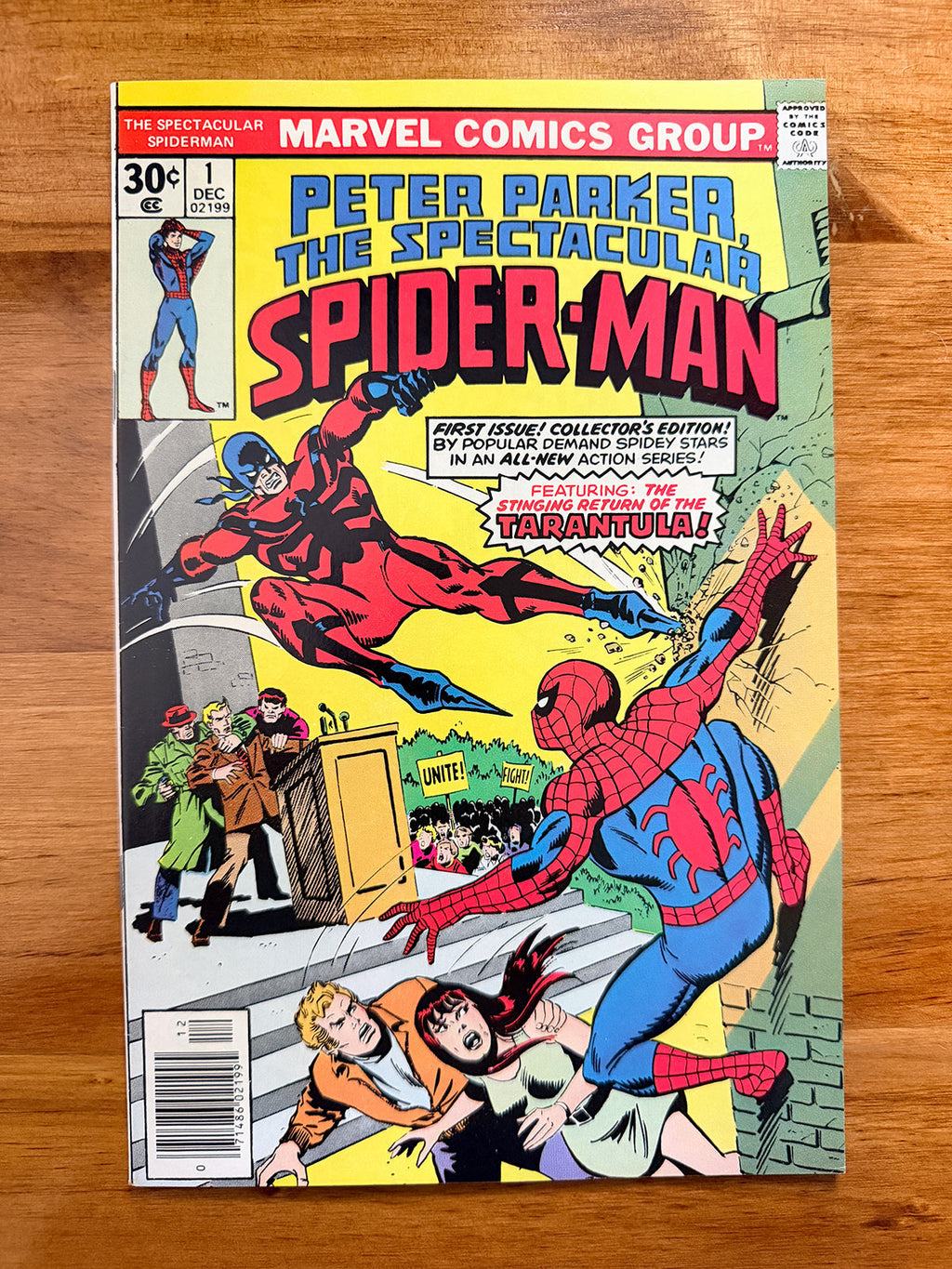 Spectacular Spider-Man #1 - 1976 Premiere Issue Featuring Tarantula - NM