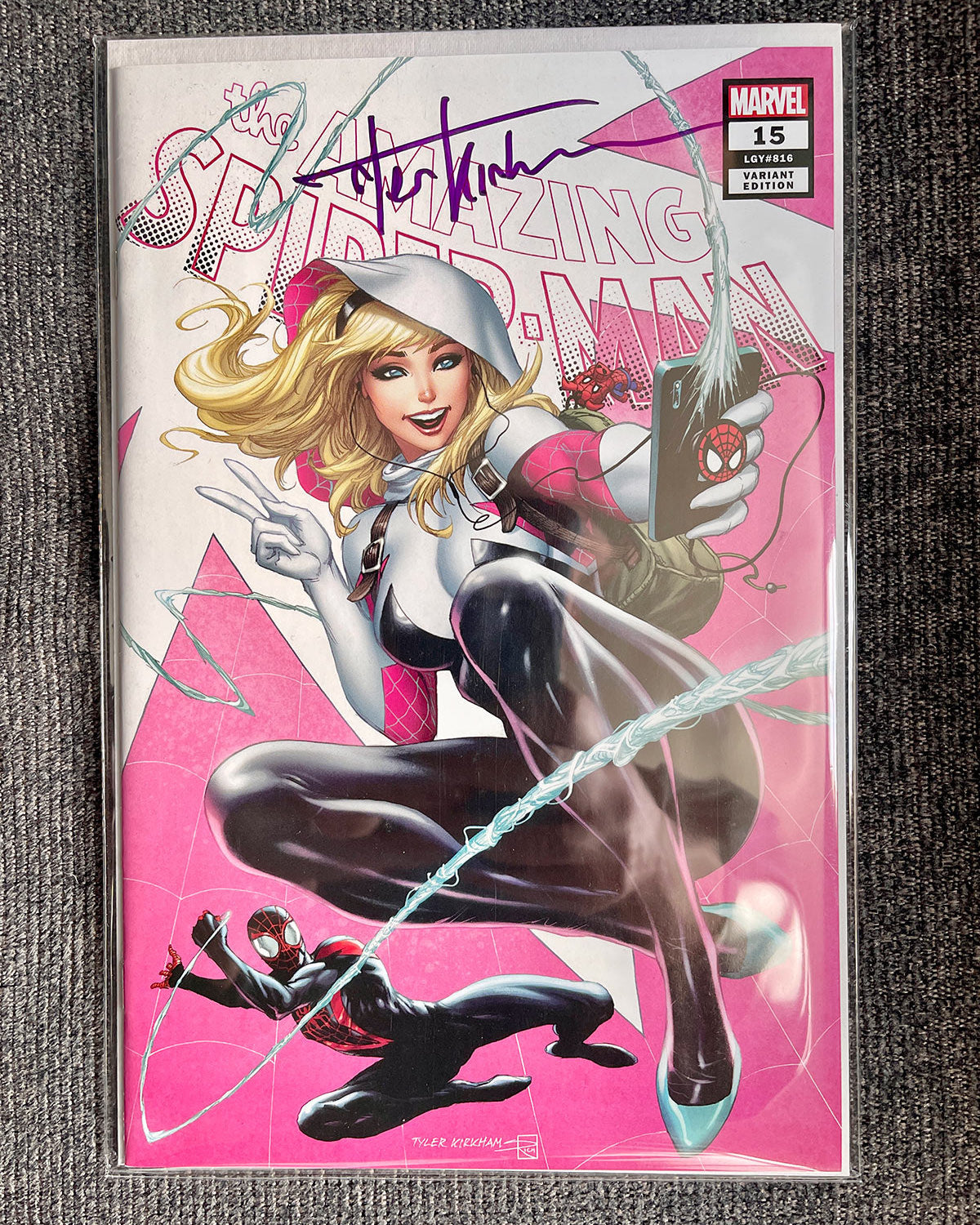 Amazing Spider-Man #15 - 2019 Tyler Kirkham Spider-Gwen Variant Signed with COA - NM