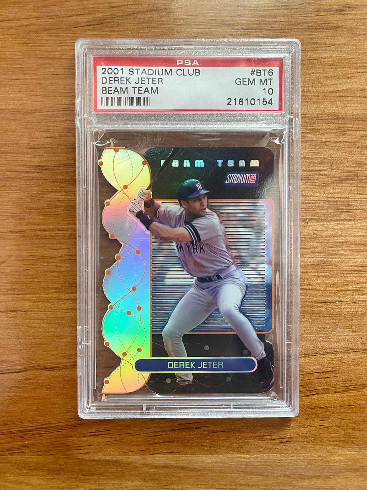 Derek Jeter - 2001 Stadium Club Beam Team #BT6 - PSA 10