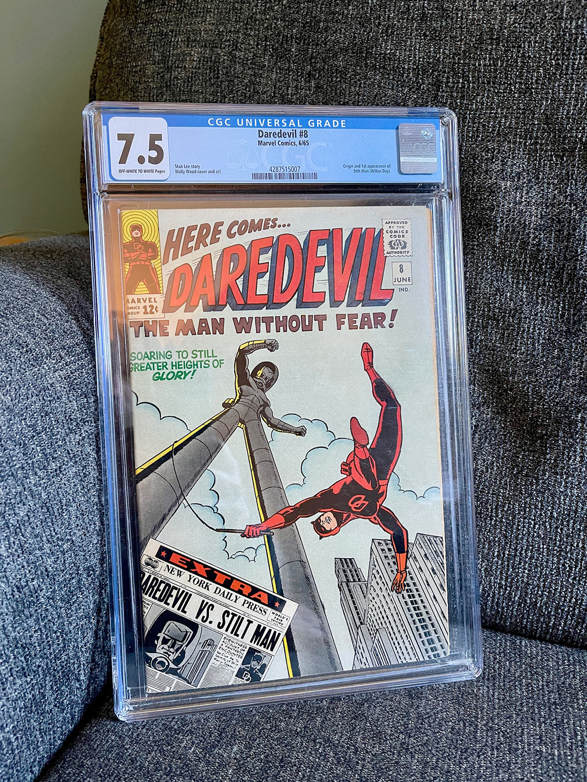 Daredevil #8 - 1965 Classic Cover & First Appearance of Stilt-Man - CGC 7.5