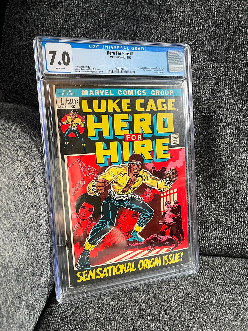 Luke Cage, Hero For Hire #1 - 1972 First Appearance of Luke Cage - CGC 7.0